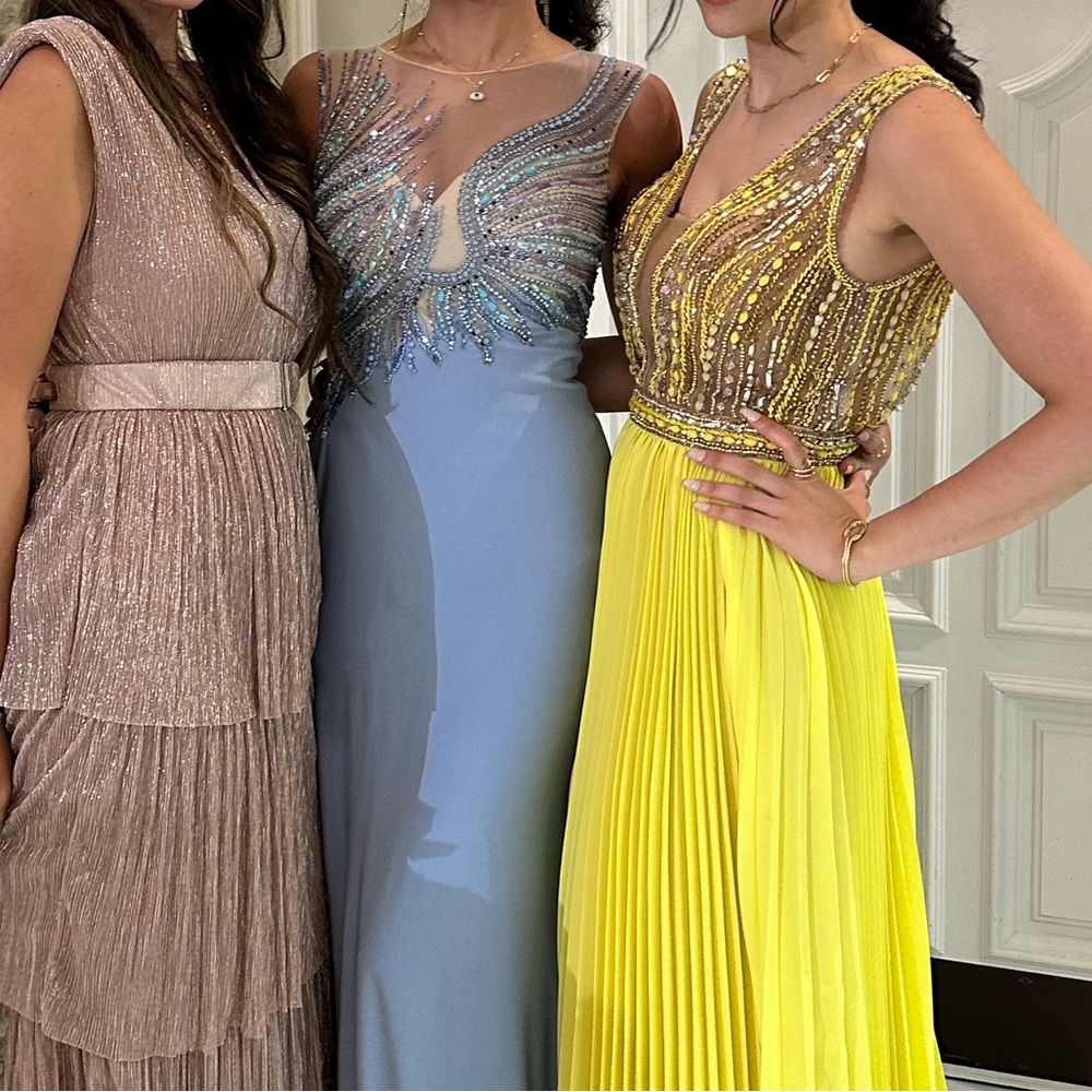 Terani Couture Yellow Beaded Prom Evening Gown NWT - Picture 10 of 11